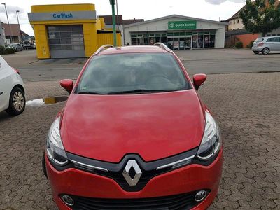Rot Gebraucht 2013 Renault Clio GrandTour Kombi | 7.990 €