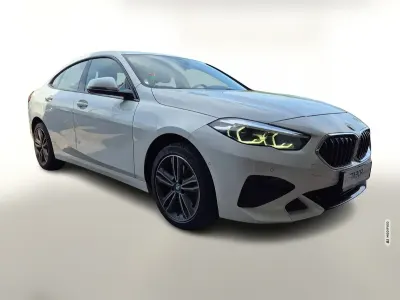 Gebraucht BMW 218 Gran Coupé Sport Line 136 PS (100 kW) 2022 Weiß metallic Coupé
