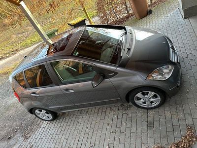 Gebraucht Mercedes A180 Avantgarde 116 PS (85 kW) 2012 Grau Van / Kleinbus