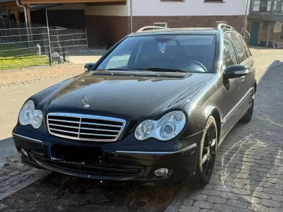 Gebraucht Mercedes 220 288 PS (211 kW) 2006 Schwarz Limousine