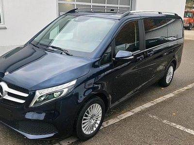 Usata Mercedes V220 163 CV (119 kW) 2020 Blu Monovolume