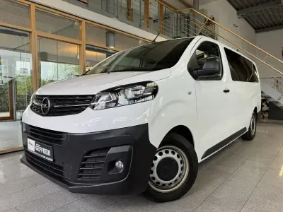 Gebraucht Opel Vivaro 120 PS (88 kW) 2022 Jade weiss Van / Kleinbus