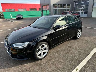 gebraucht Audi A3 Sportback Parktronic 8 fach bereift 8 felgen