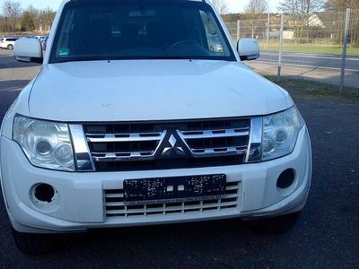 gebraucht Mitsubishi Pajero 3,2 DI-D 4WD Automatik