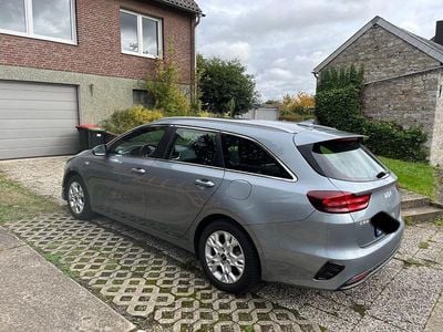 Second-hand Kia Ceed Sportswagon Vision 160 CP (117 kW) 2021 Gri Break