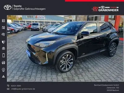 Gebraucht Toyota Yaris Connect Style 116 PS (85 kW) 2024 Mysticschwarz mica Kleinwagen