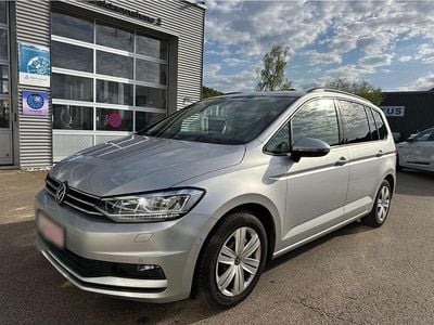 Gebraucht VW Touran 150 PS (110 kW) 2021 Silber Van / Kleinbus