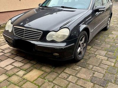 Schwarz Gebraucht 2003 Mercedes C180 Classic Kombi | 4.400 € (Teuer)