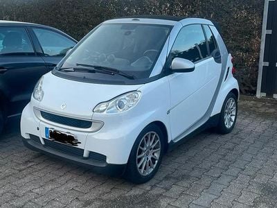 Weiß Gebraucht 2009 Smart ForTwo Cabrio Cabrio | 4.199 € (Etwas zu teuer)