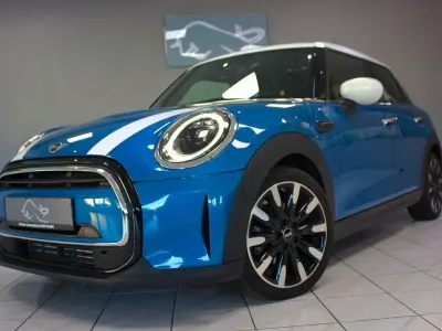 Usata Mini Cooper 136 CV (100 kW) 2023 Blu Utilitaria