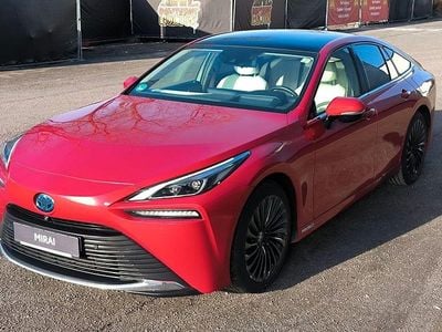 Gebraucht Toyota Mirai Advance 182 PS (133 kW) 2021 Rot Limousine