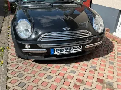 Gebraucht Mini ONE 90 PS (66 kW) 2004 Schwarz Kleinwagen
