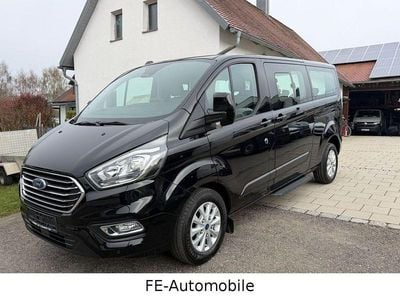 Gebraucht Ford Tourneo 150 PS (110 kW) 2023 Schwarz Kombi