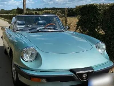 Gebraucht Alfa Romeo Spider 126 PS (92 kW) 1983 Grün Cabrio