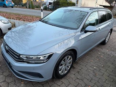 Grau Gebraucht 2022 VW Passat Conceptline Kombi | 14.900 € (Guter Preis)