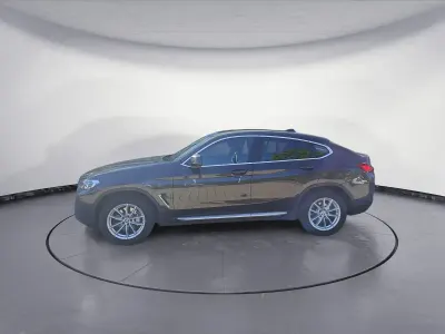 Gebraucht BMW X4 Performance 286 PS (210 kW) 2025 Grau SUV
