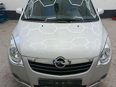 Usata Opel Agila Edition 86 CV (63 kW) 2009 Argento Utilitaria
