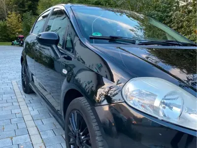 Gebraucht Fiat Grande Punto 95 PS (69 kW) 2007 Schwarz Kleinwagen