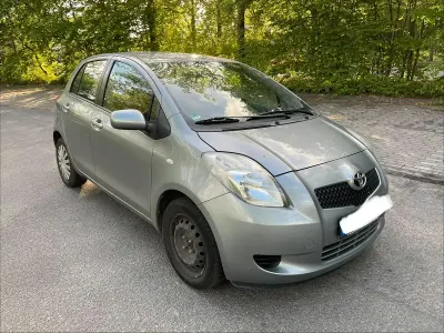 Gebraucht Toyota Yaris 87 PS (63 kW) 2006 Grau Kleinwagen