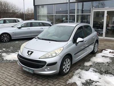Gebraucht Peugeot 207 Tendance 95 PS (69 kW) 2009 Silber Limousine