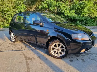 Gebraucht Chevrolet Kalos 94 PS (69 kW) 2005 Schwarz Kleinwagen