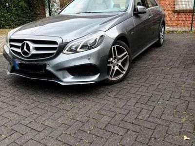 Second-hand Mercedes E200 AMG 136 CP (100 kW) 2016 Berlinǎ