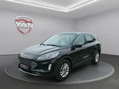 Gebraucht Ford Kuga Titanium 150 PS (110 kW) 2022 Schwarz SUV