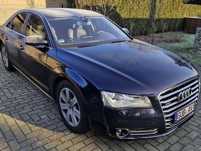 Blau Gebraucht 2010 Audi A8 Ambiente Limousine | 21.400 €