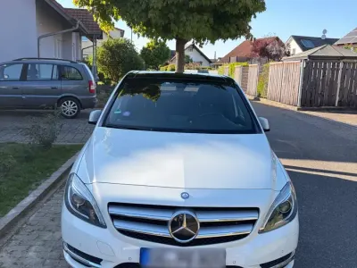 Second-hand Mercedes B200 156 CP (114 kW) 2012 Alb Monovolum