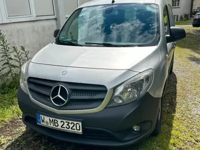 Gebraucht Mercedes Citan 109 90 PS (66 kW) 2017 Grau Van / Kleinbus