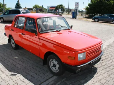 Gebraucht Wartburg 353 58 PS (42 kW) 1985 Rot Limousine