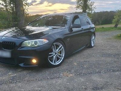 Second-hand BMW 530 Shadowline 258 CP (189 kW) 2012 Negru Break