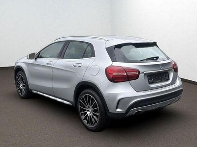 Second-hand Mercedes GLA220 AMG line 177 CP (130 kW) 2017 Argintiu SUV