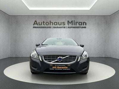 Second-hand Volvo S60 Kinetic 150 CP (110 kW) 2011 Gri Berlinǎ