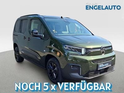 Neu Citroën Berlingo Style 131 PS (96 kW) 2025 Grün Van / Kleinbus