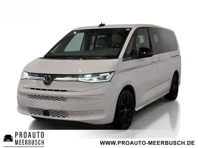 Gebraucht VW Multivan Style 150 PS (110 kW) 2025 Candyweiß Van / Kleinbus