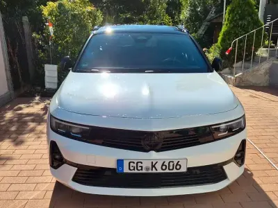 Gebraucht Opel Astra 136 PS (100 kW) 2025 Weiß Kleinwagen