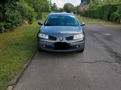 Gebraucht Renault Mégane GrandTour 99 PS (72 kW) 2007 Grau Kombi