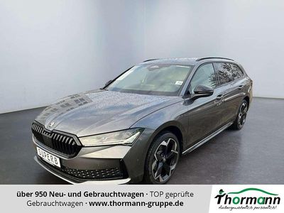 Neu Skoda Superb SportLine 150 PS (110 kW) 2025 Graphitegrau metallic Kombi