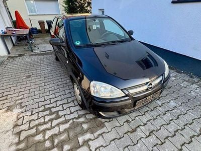 Blau Gebraucht 2004 Opel Corsa Limousine | 890 € (Fairer Preis)