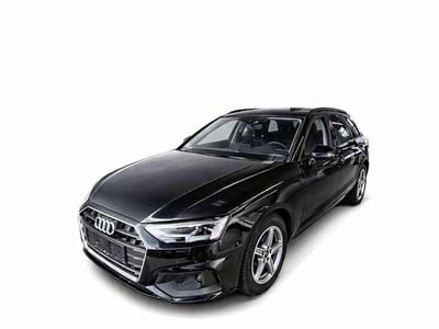 Brillantschwarz (metallic) Gebraucht 2023 Audi A4 Sport Kombi | 24.920 € (Guter Preis)