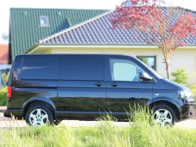 Gebraucht VW Multivan 140 PS (102 kW) 2013 Schwarz Van / Kleinbus