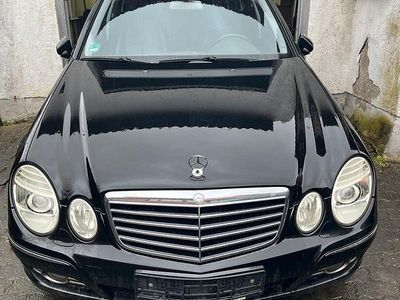 Second-hand Mercedes E280 Avantgarde 190 CP (139 kW) 2006 Negru Break