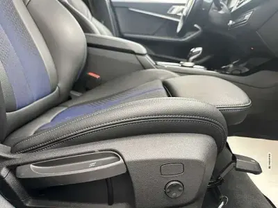 Gebraucht BMW 116 M Sport 116 PS (85 kW) 2021 Grau metallic Kleinwagen