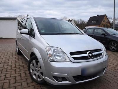 Usata Opel Meriva 101 CV (74 kW) 2005 Argento Monovolume