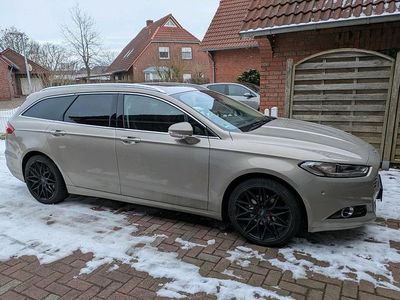 Gebraucht Ford Mondeo 160 PS (117 kW) 2015 Grau Kombi