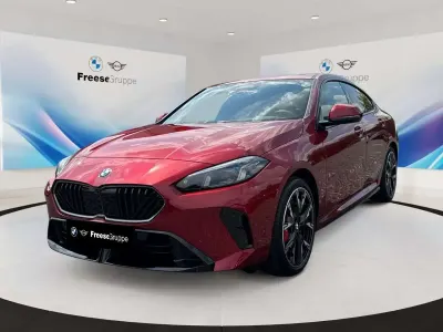 Neu BMW 220 Gran Coupé Performance 170 PS (125 kW) 2026 Dragon fire rot Coupé