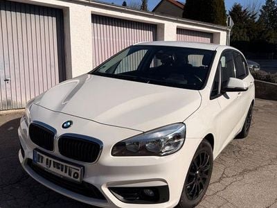 Gebraucht BMW 218 Active Tourer Performance 150 PS (110 kW) 2016 Weiß Van / Kleinbus
