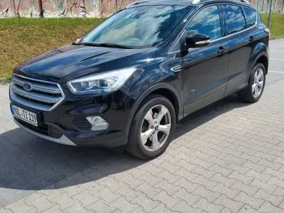 Gebraucht Ford Kuga Titanium 182 PS (133 kW) 2018 Schwarz SUV