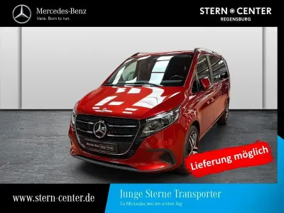 Gebraucht Mercedes V220 163 PS (119 kW) 2025 Rot Van / Kleinbus
